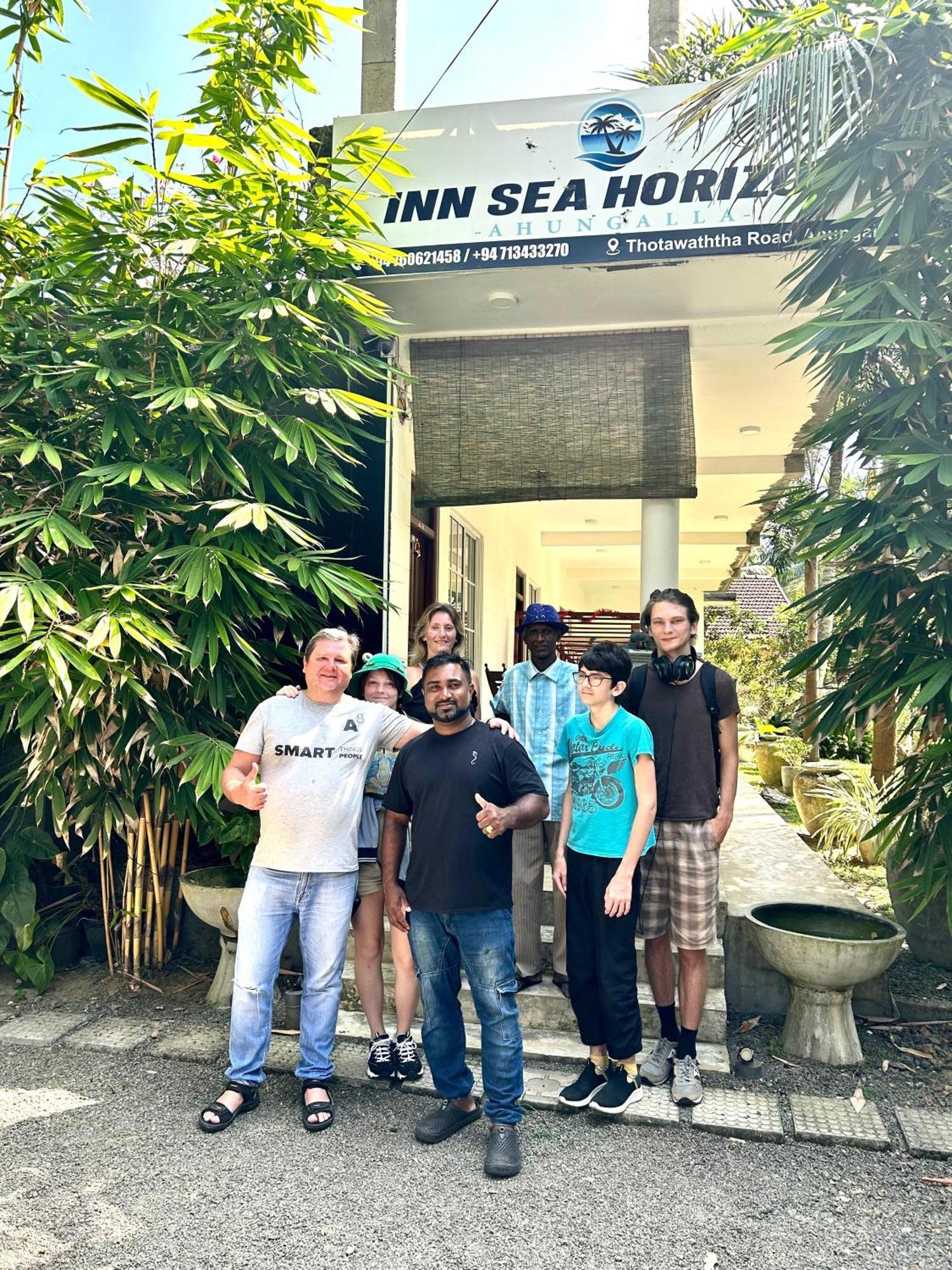 Inn Sea Horizon 亚洪加拉 外观 照片